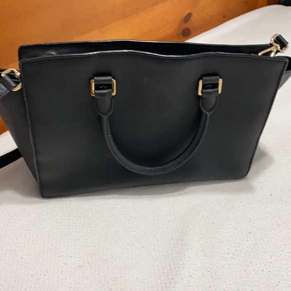 Michael Kors black purse - Picture 3 of 7